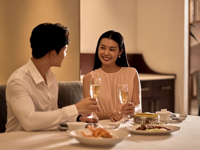 Having luncheon at Li Bai Dining Room